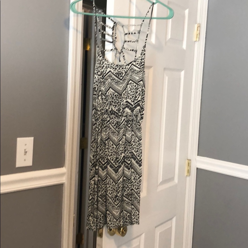 black and white printed dress
